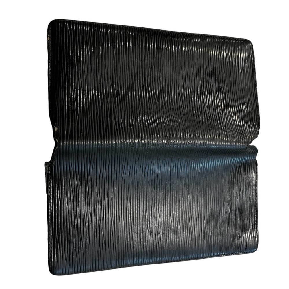 Louis Vuitton Epi Porte Chequier
Credit Card Long Wallet - Picture 7 of 9